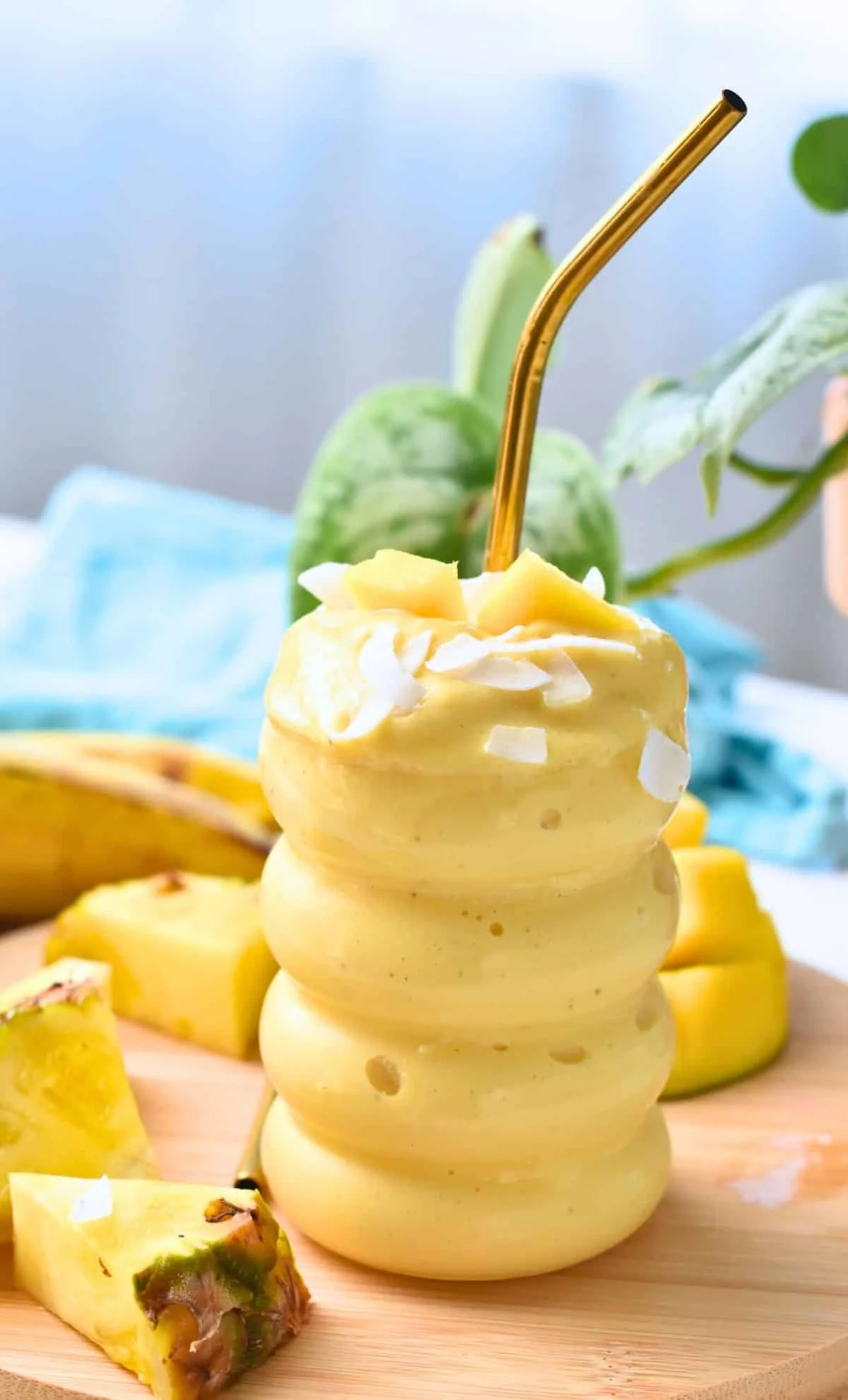 BANANA MANGO PINEAPPLE SMOOTHIE (NO PROTEIN POWDER)