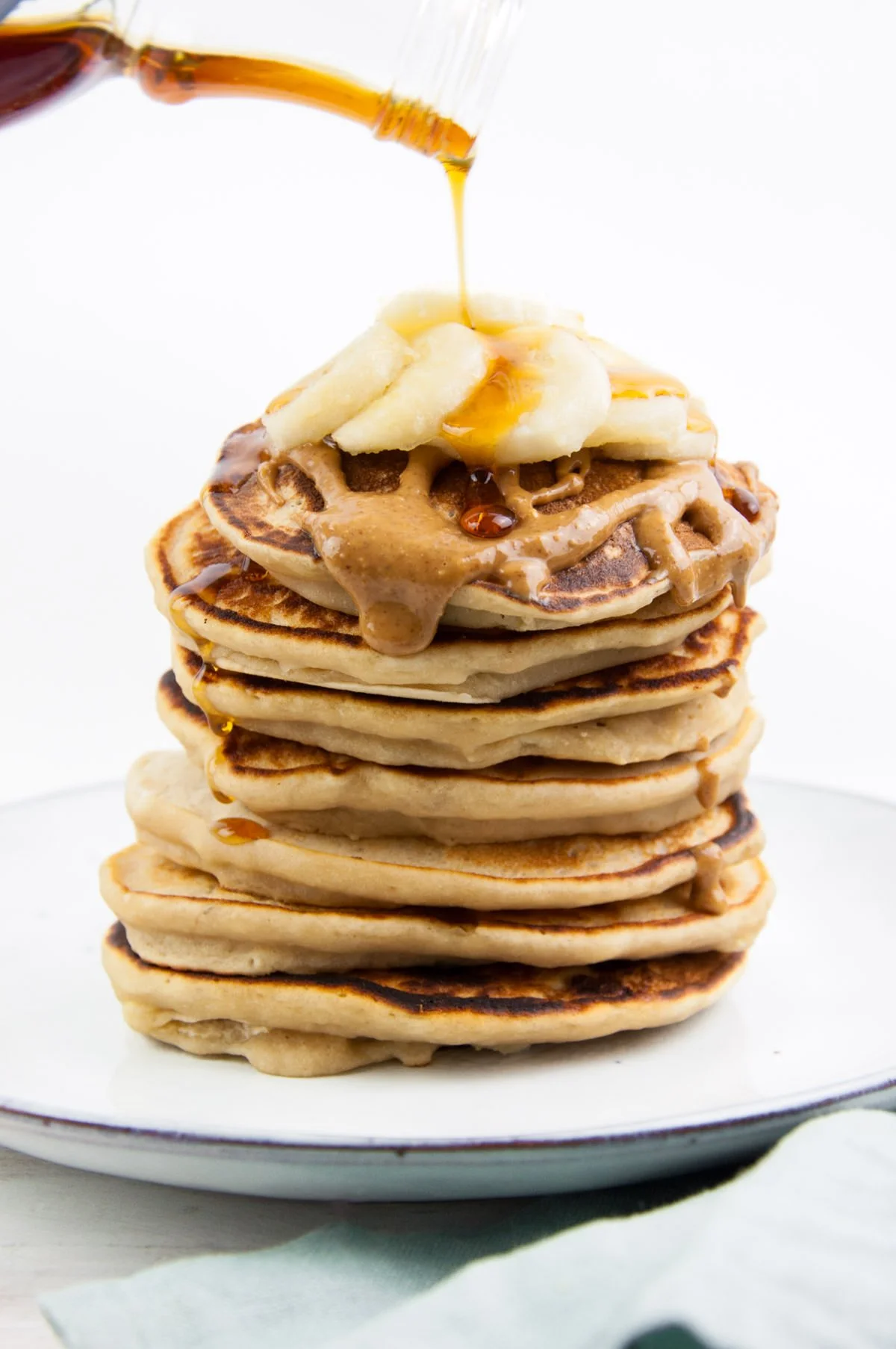 VEGAN PROTEIN PANCAKES