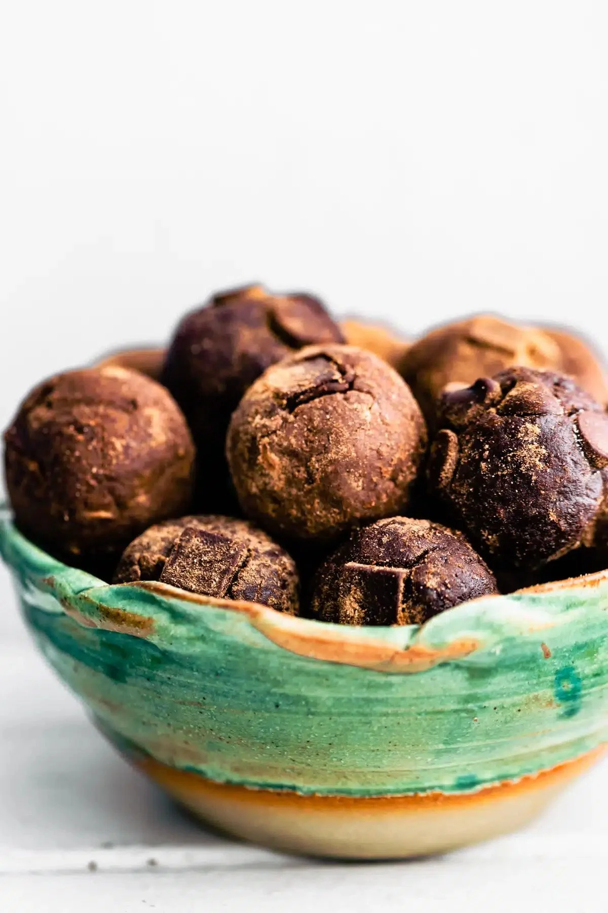 CHOCOLATE NUT FREE PROTEIN BALLS