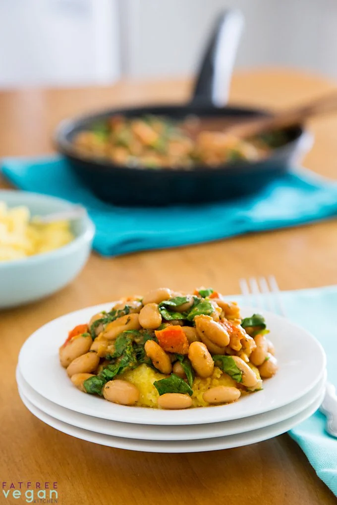 SAUSAGE-FLAVORED BREAKFAST BEANS AND GRITS