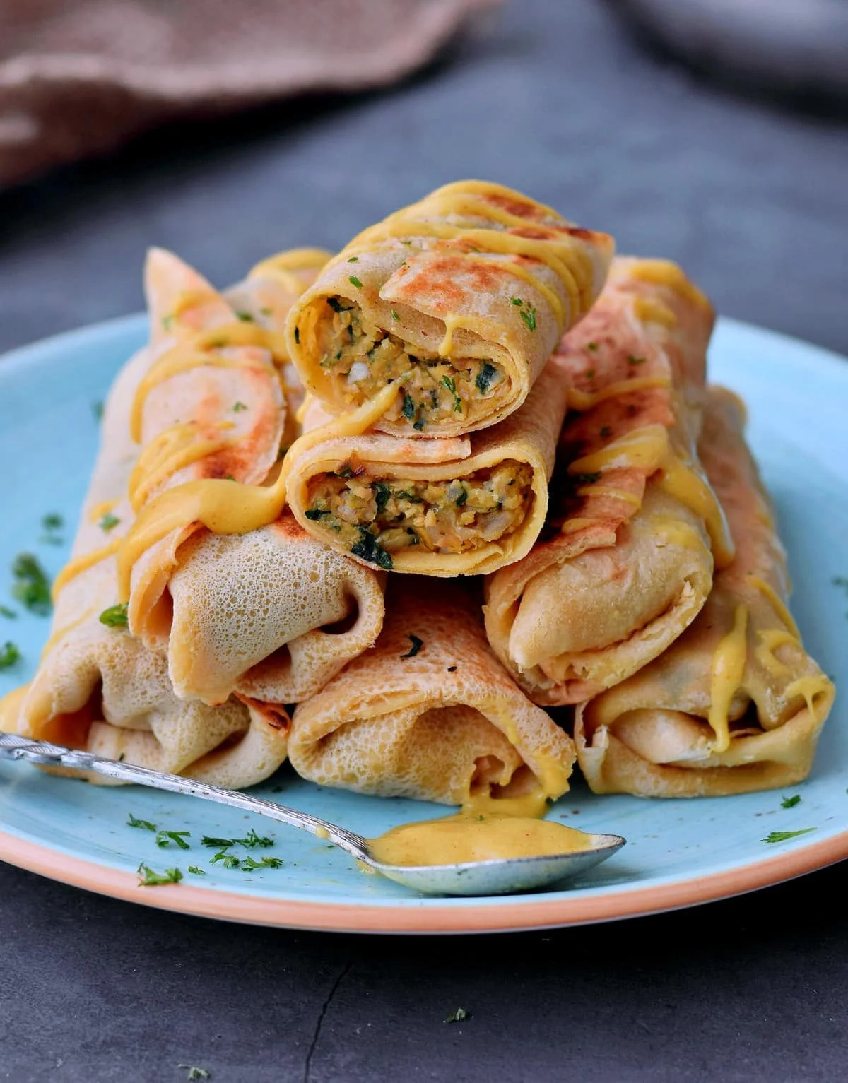 SAVORY CREPES WITH VEGETABLE FILLING