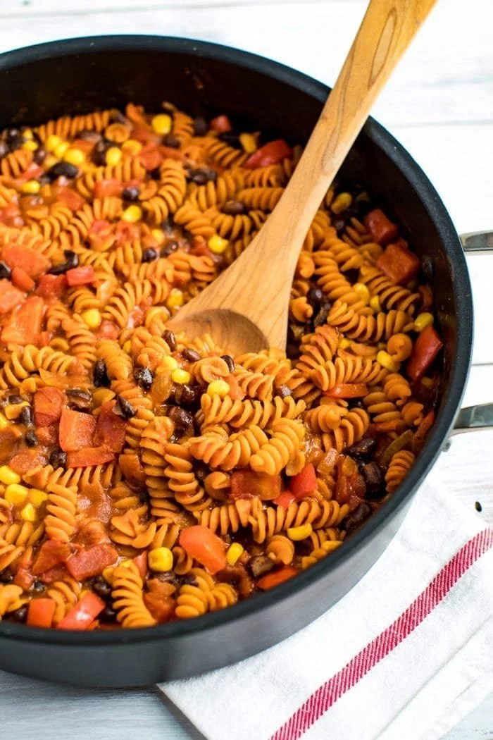 ONE-SKILLET ENCHILADA PASTA