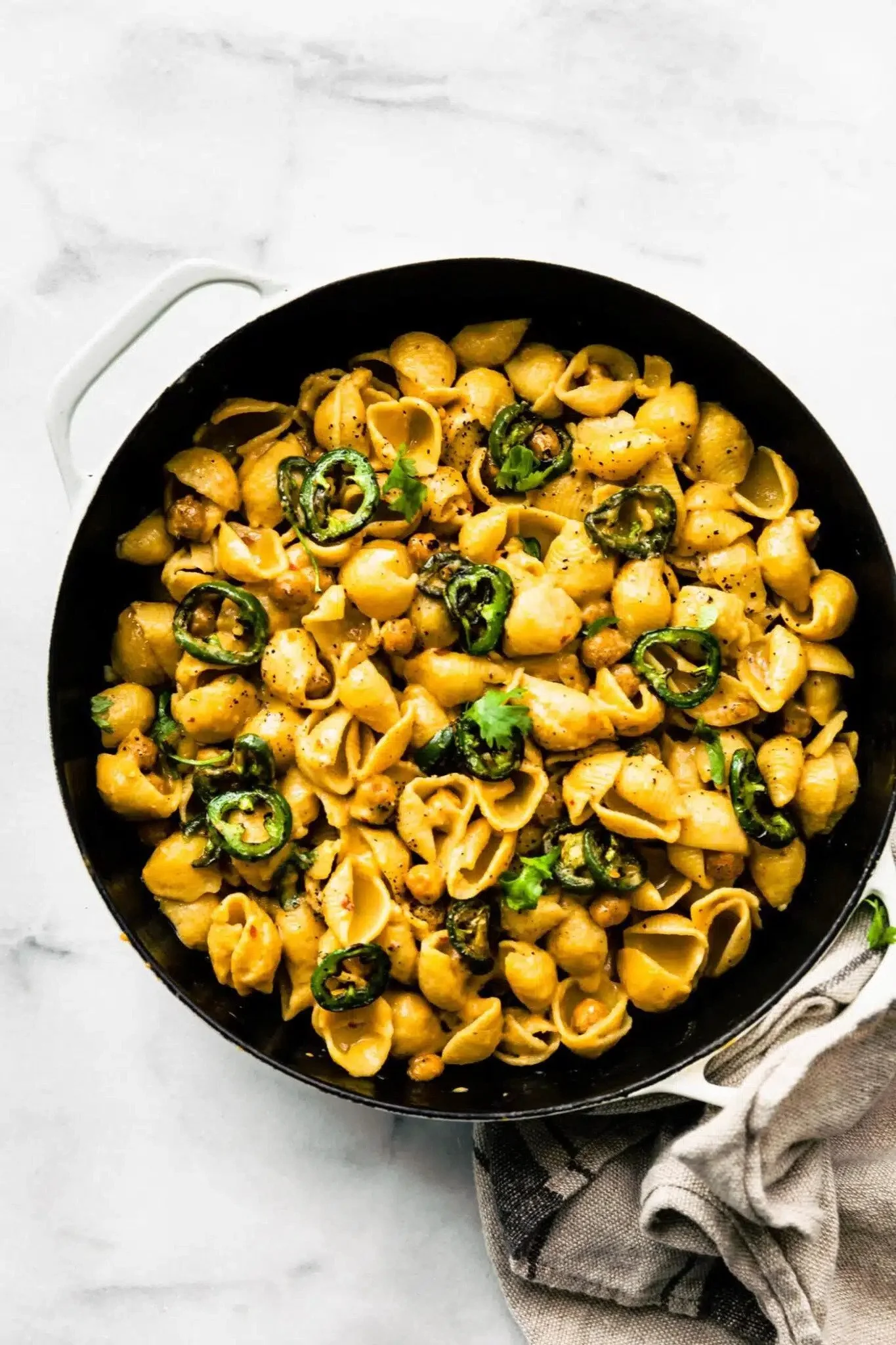 VEGAN JALAPENO CHICKPEA MAC AND CHEESE