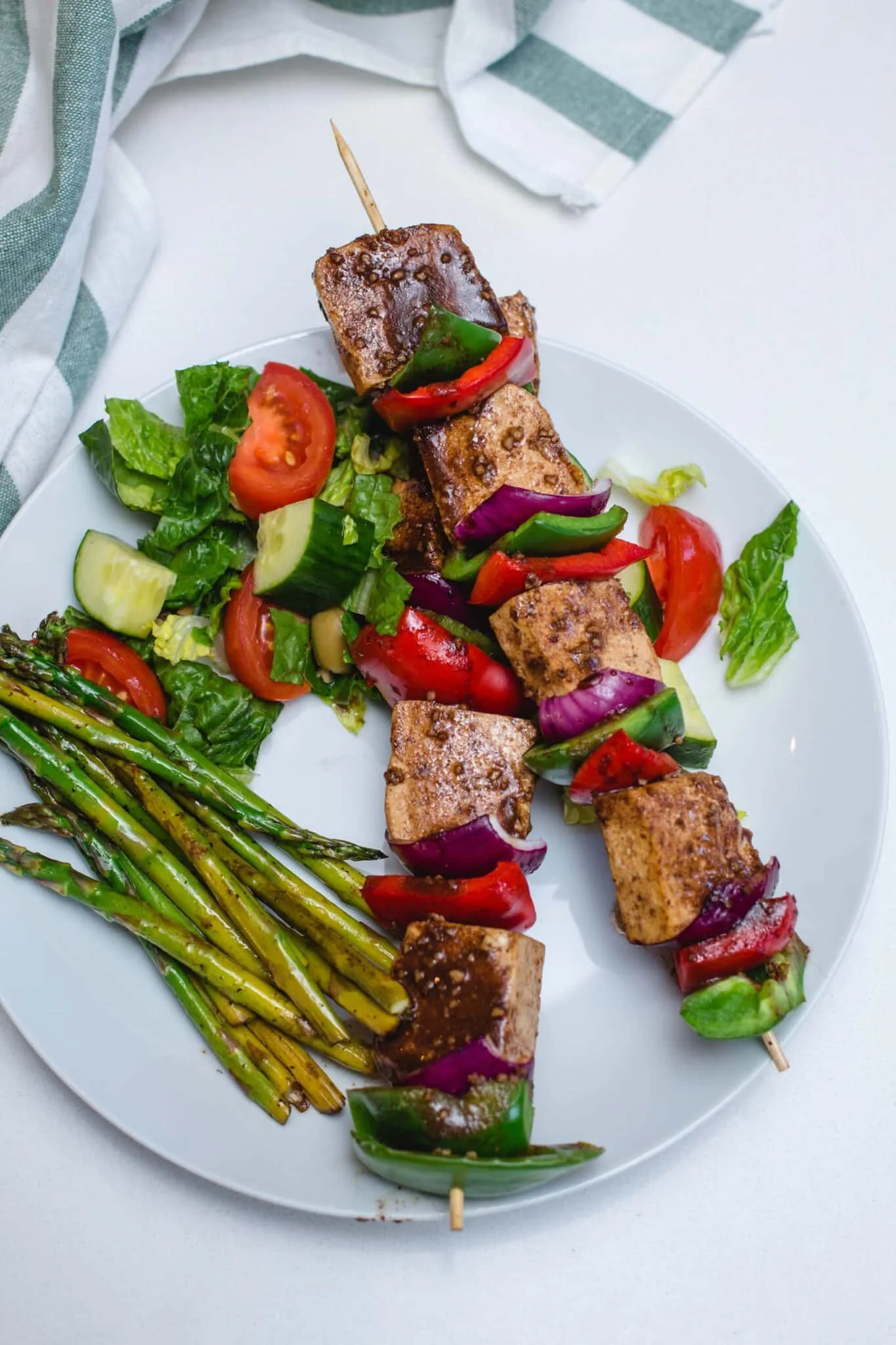 VEGAN SLOUVLAKI TOFU SKEWERS
