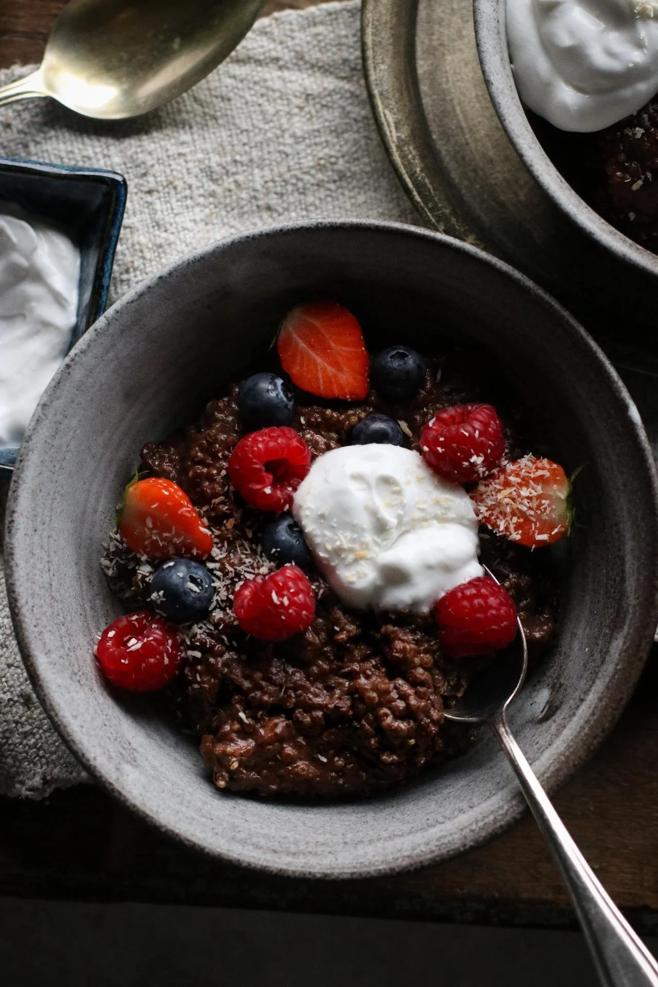 CHOCOLATE QUINOA PORRIDGE