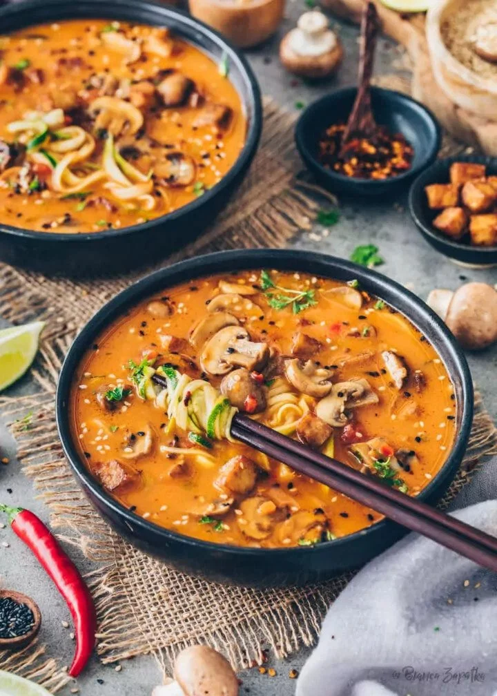 VEGAN TOM YUM SOUP