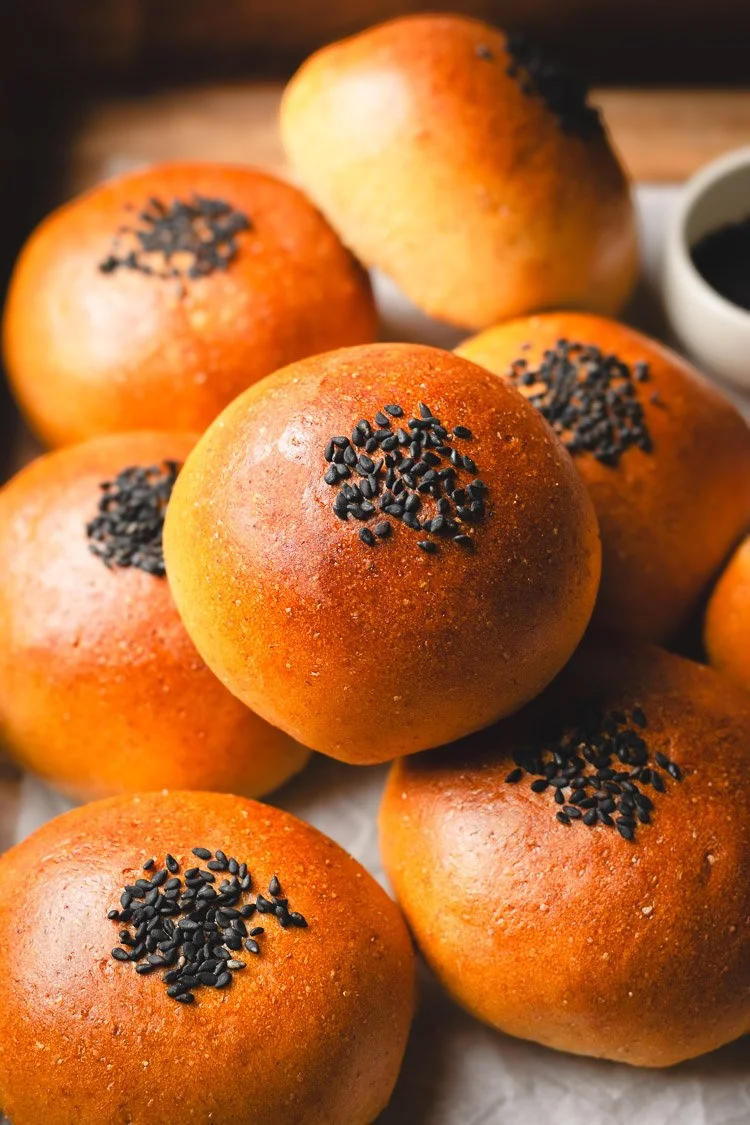 VEGAN ANPAN (JAPANESE RED BEAN BUN)