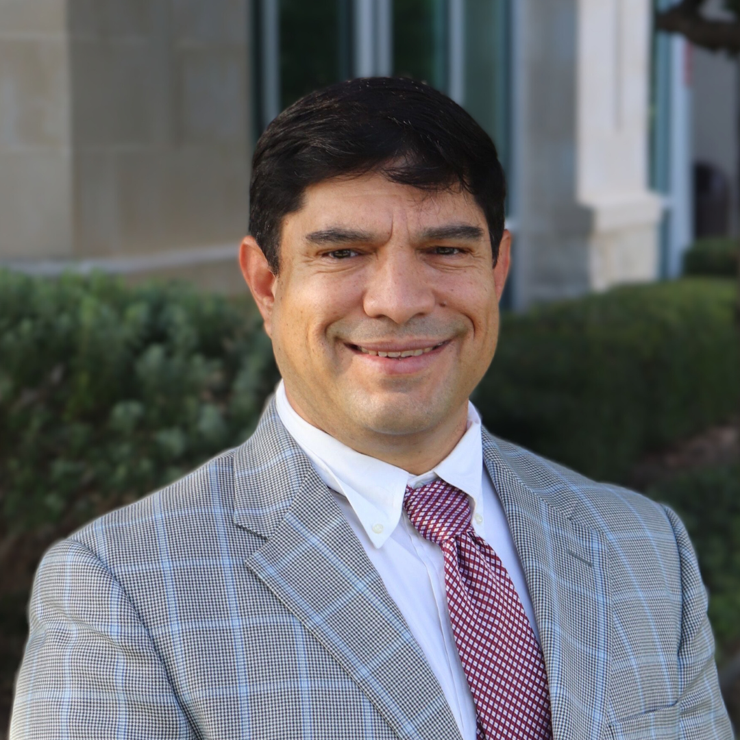 Carlos Sanchez-10 3.PNG