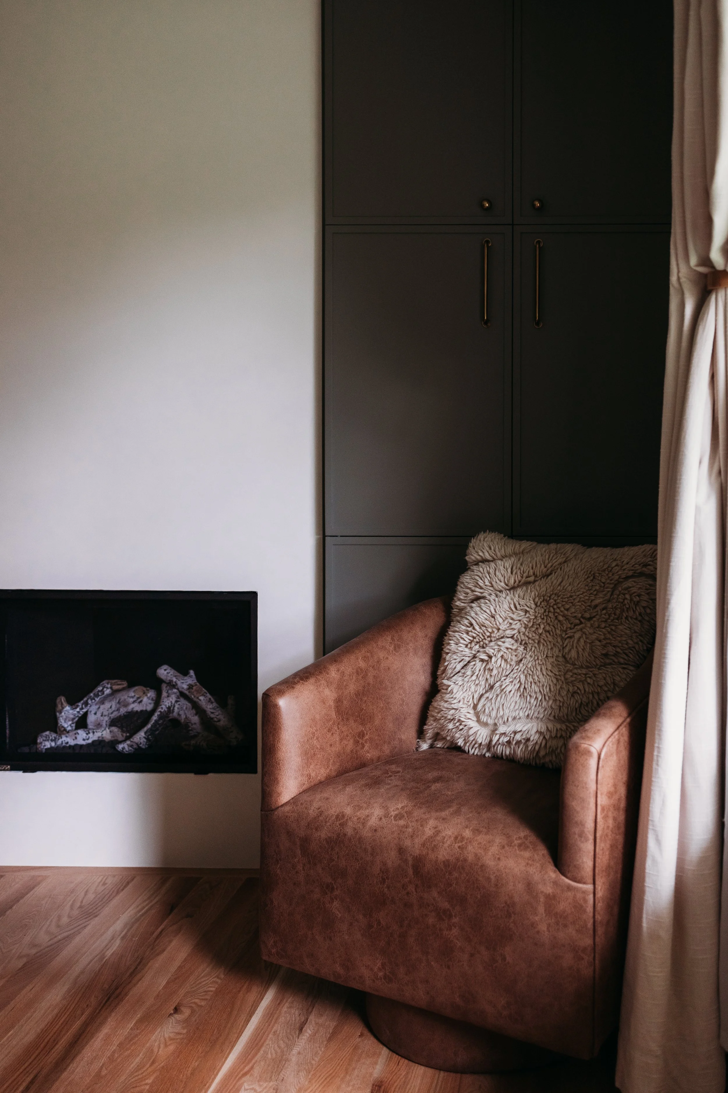 Gregory Heights Primary Suite