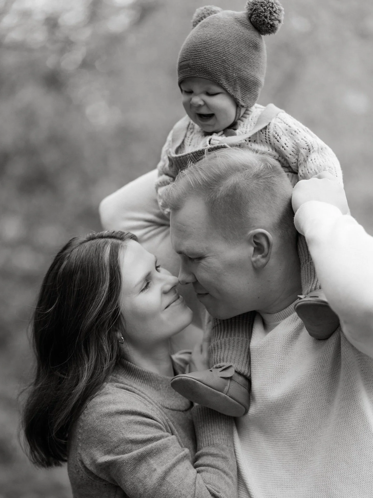 Pieni pala heid&auml;n syksyisest&auml; kuvaushetkest&auml; 🥰🍂🧡💫

#perhekuvaus #valokuvaus #milj&ouml;&ouml;kuvaus #yliviedka #valokuvaaja