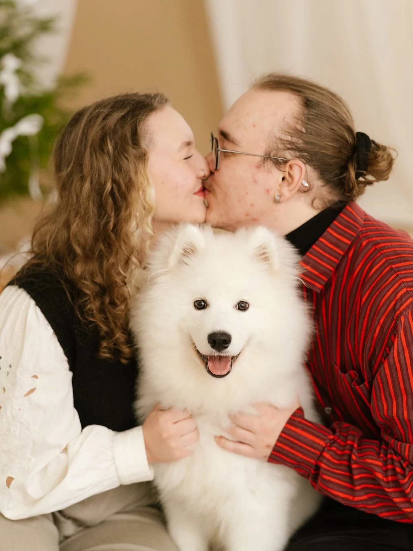 Rauhallista joulua kaikille! ❤️💫

#joulu #jouluminit #koulukorttikuvaus #joulumini #ylivieska