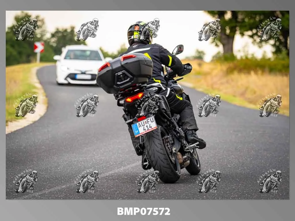 zhp09.13-656.jpg