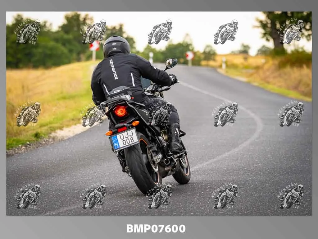 zhp09.13-683.jpg
