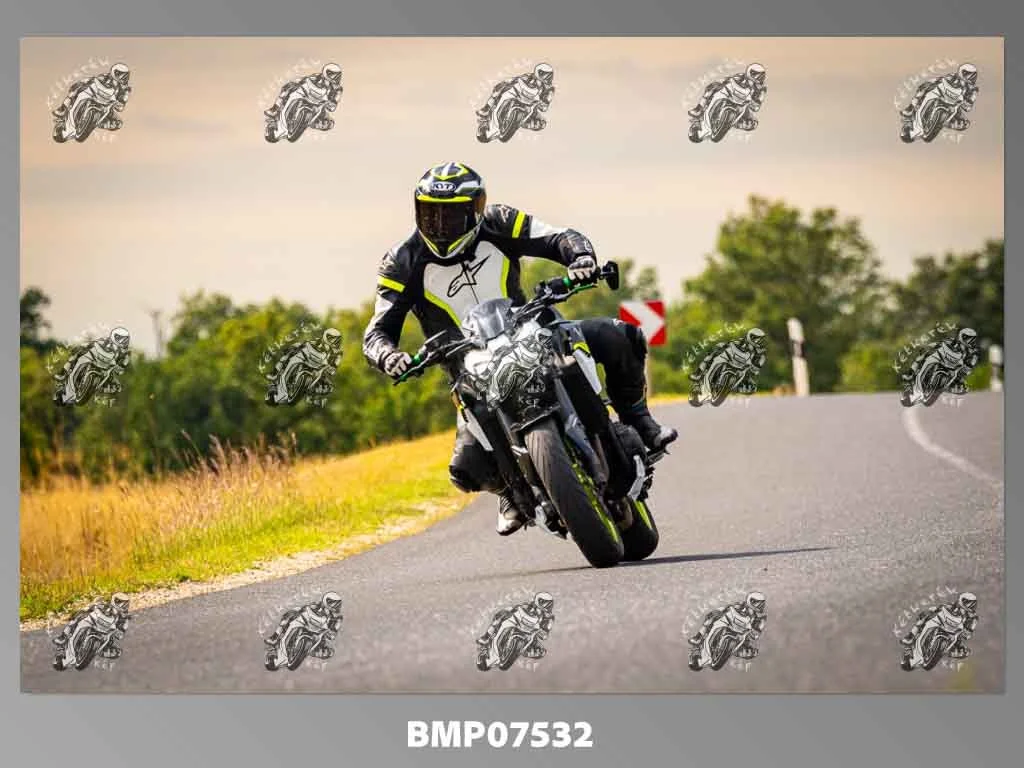 zhp09.13-623.jpg