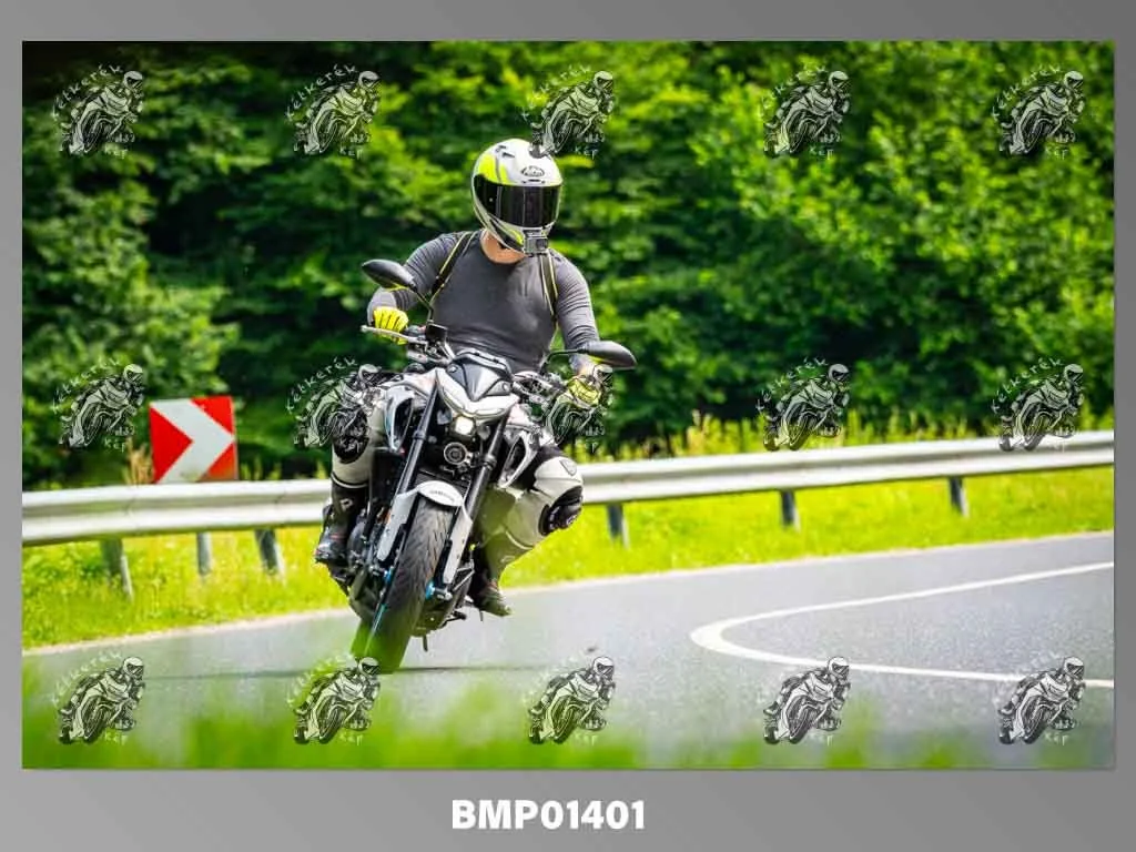 bny06.20-720.jpg