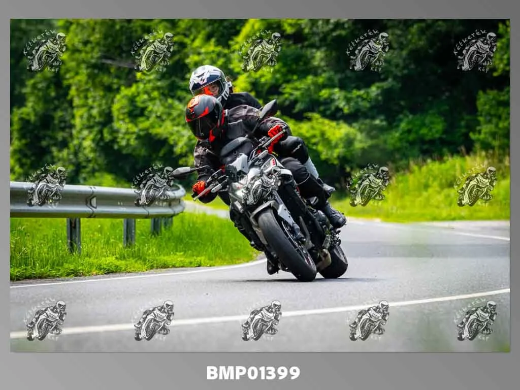 bny06.20-718.jpg