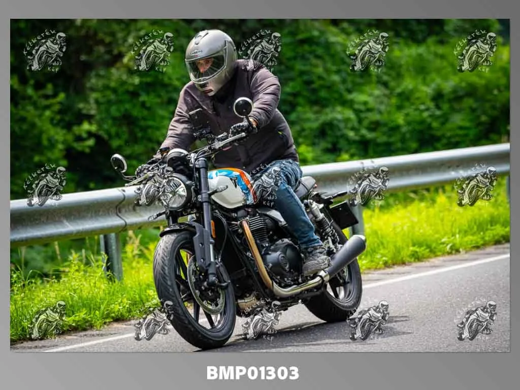 bny06.20-628.jpg