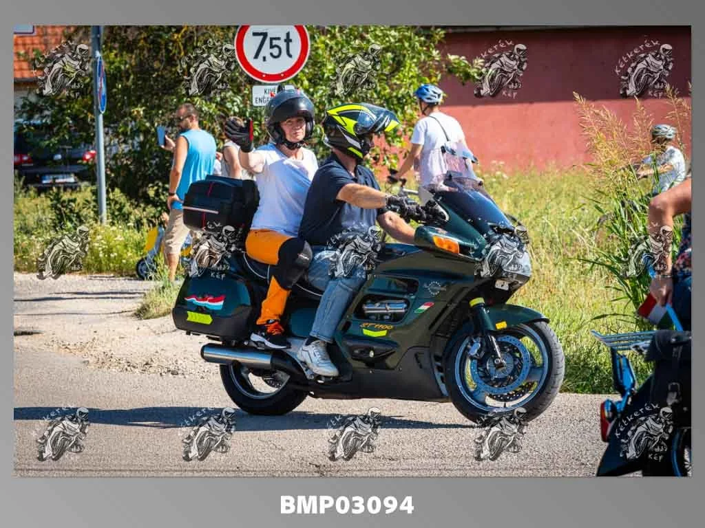 pg07.11-578.jpg