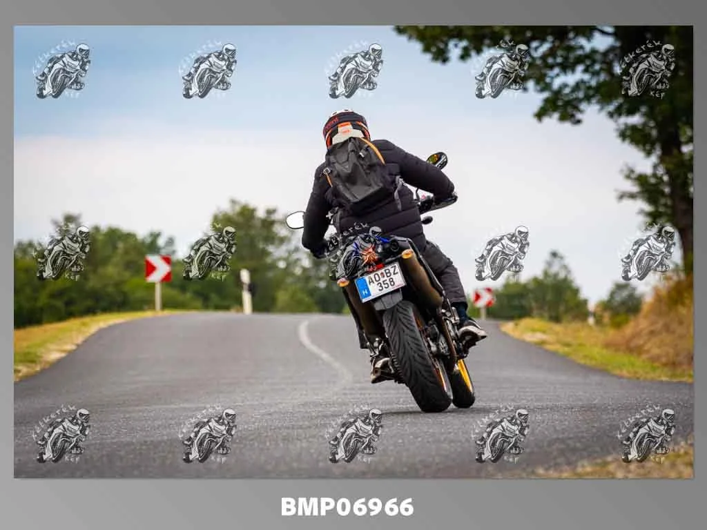 zhp09.13-127.jpg
