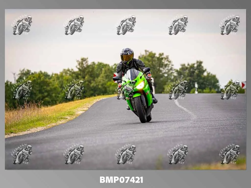 zhp09.13-516.jpg