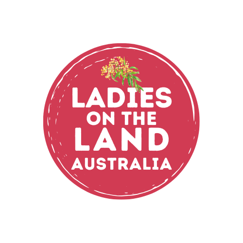 LOLA logo solid pink.png