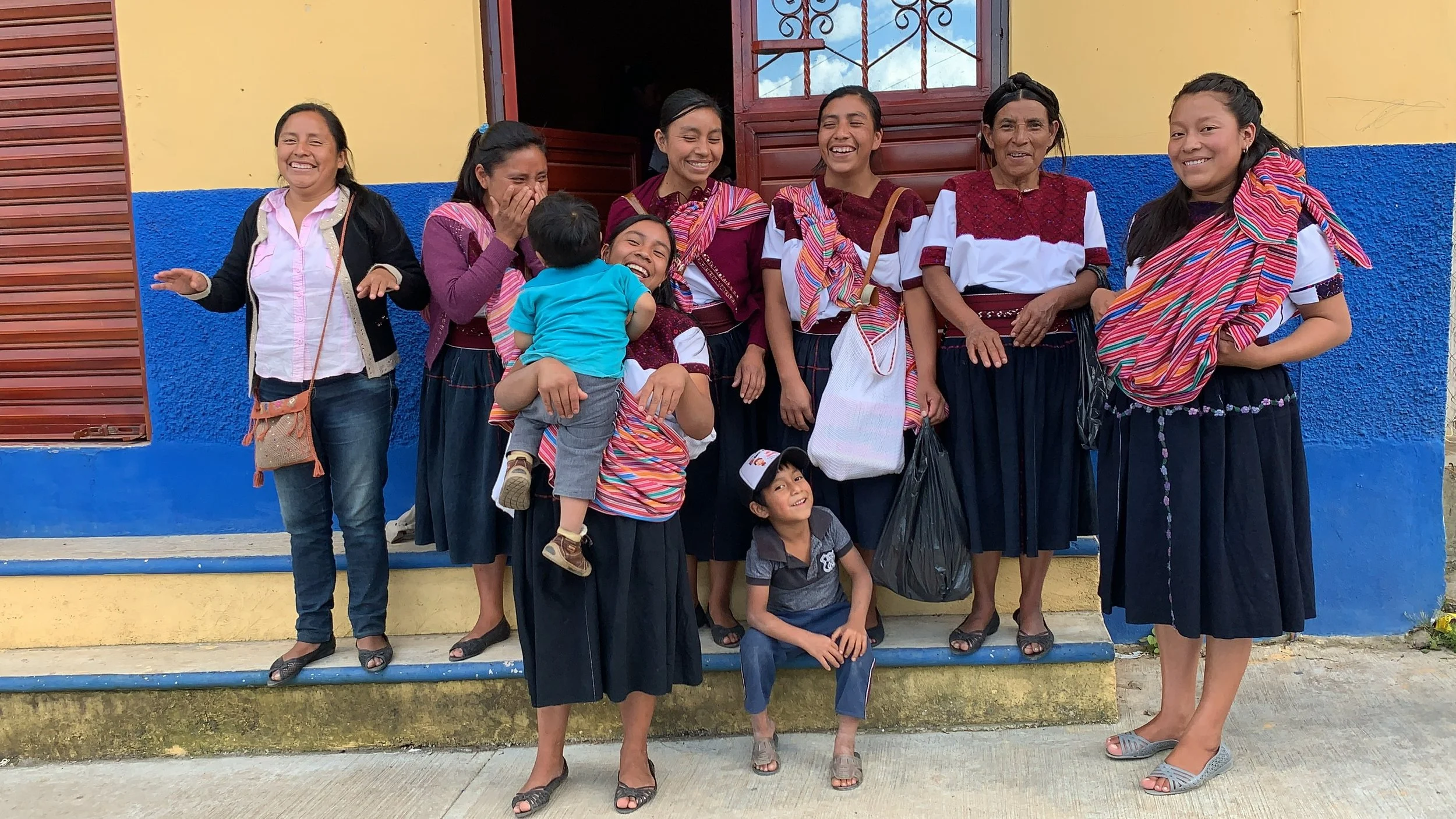 Artesanas textiles -Hilando Sueños 2.JPG