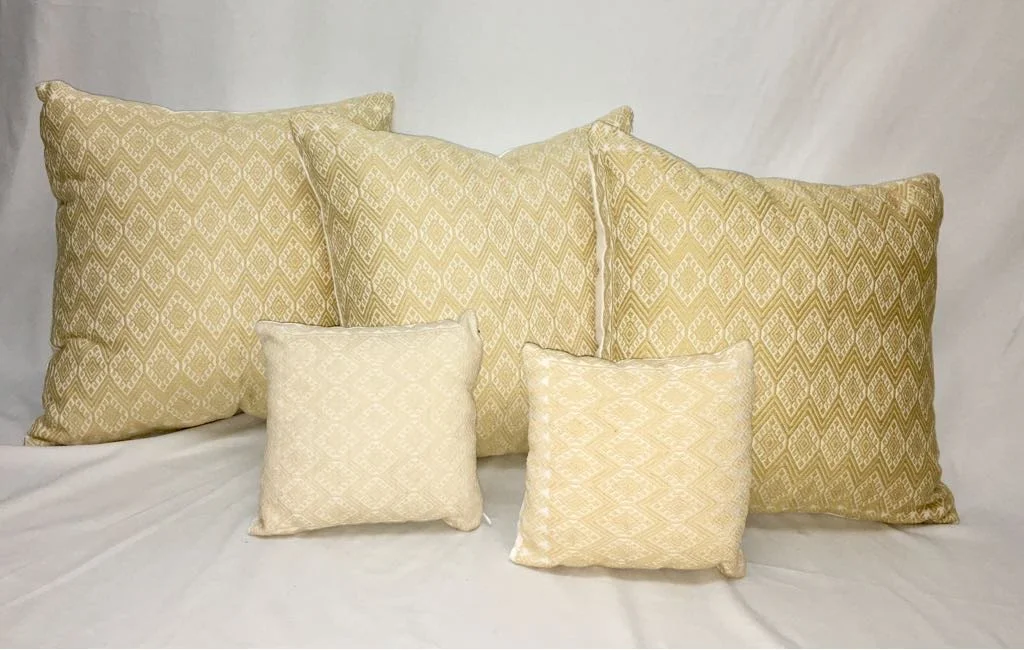 Textiles Bordados a Mano Uso Hotelero