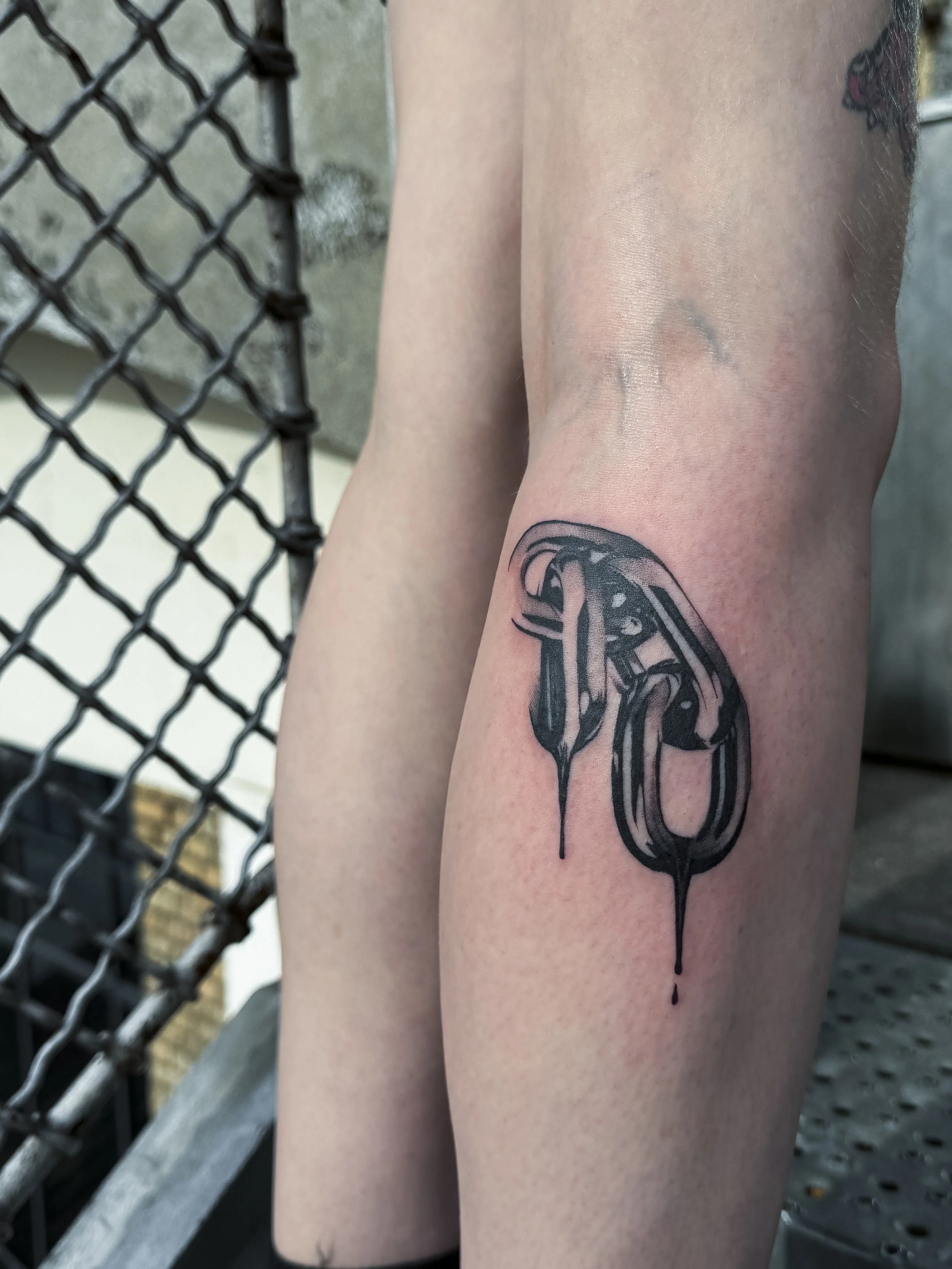 tatouage-sans-rendez-vous-paris-11eme-walter.jpg