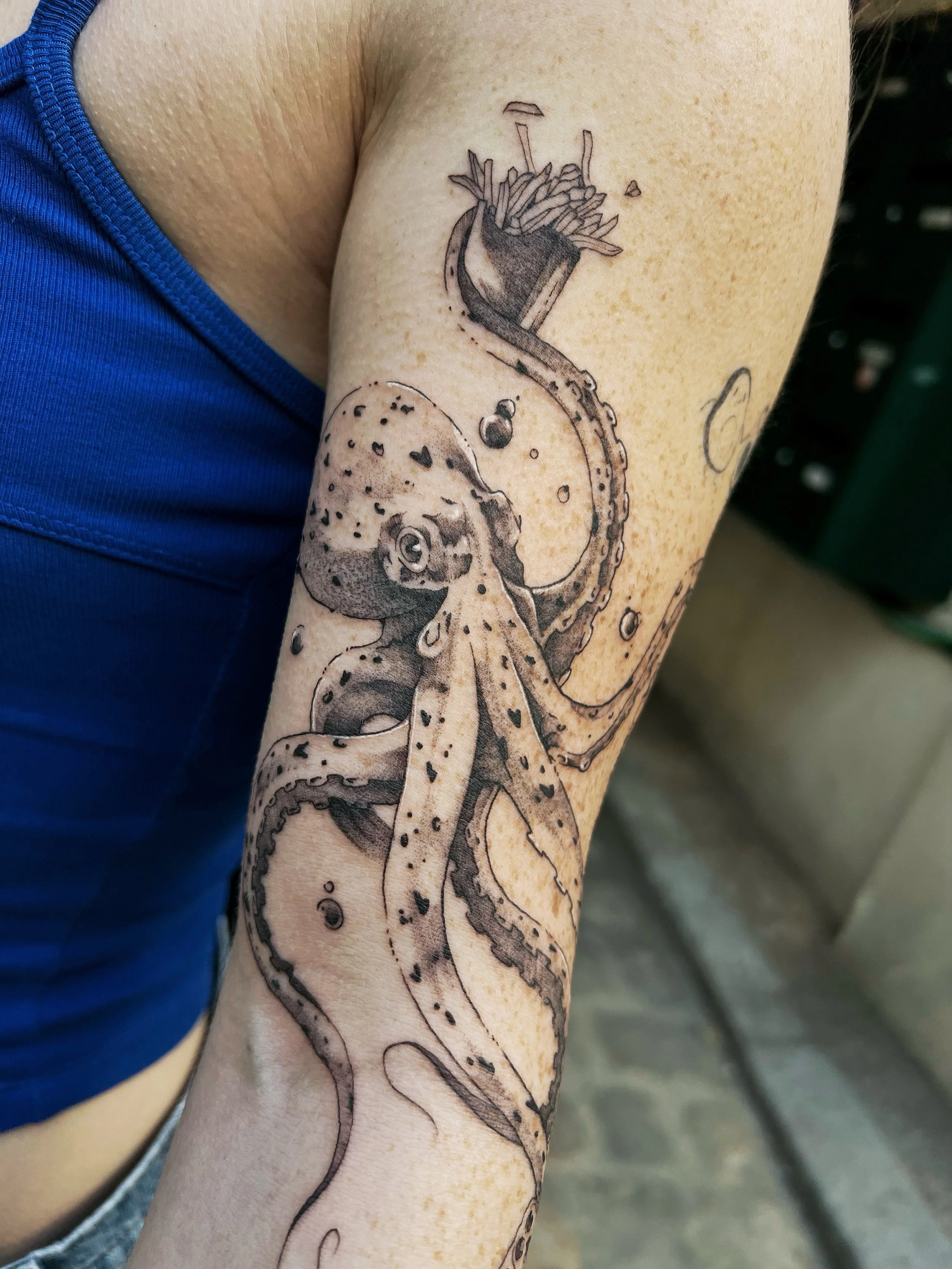 Octopus_tattoo_cute_arm.JPG