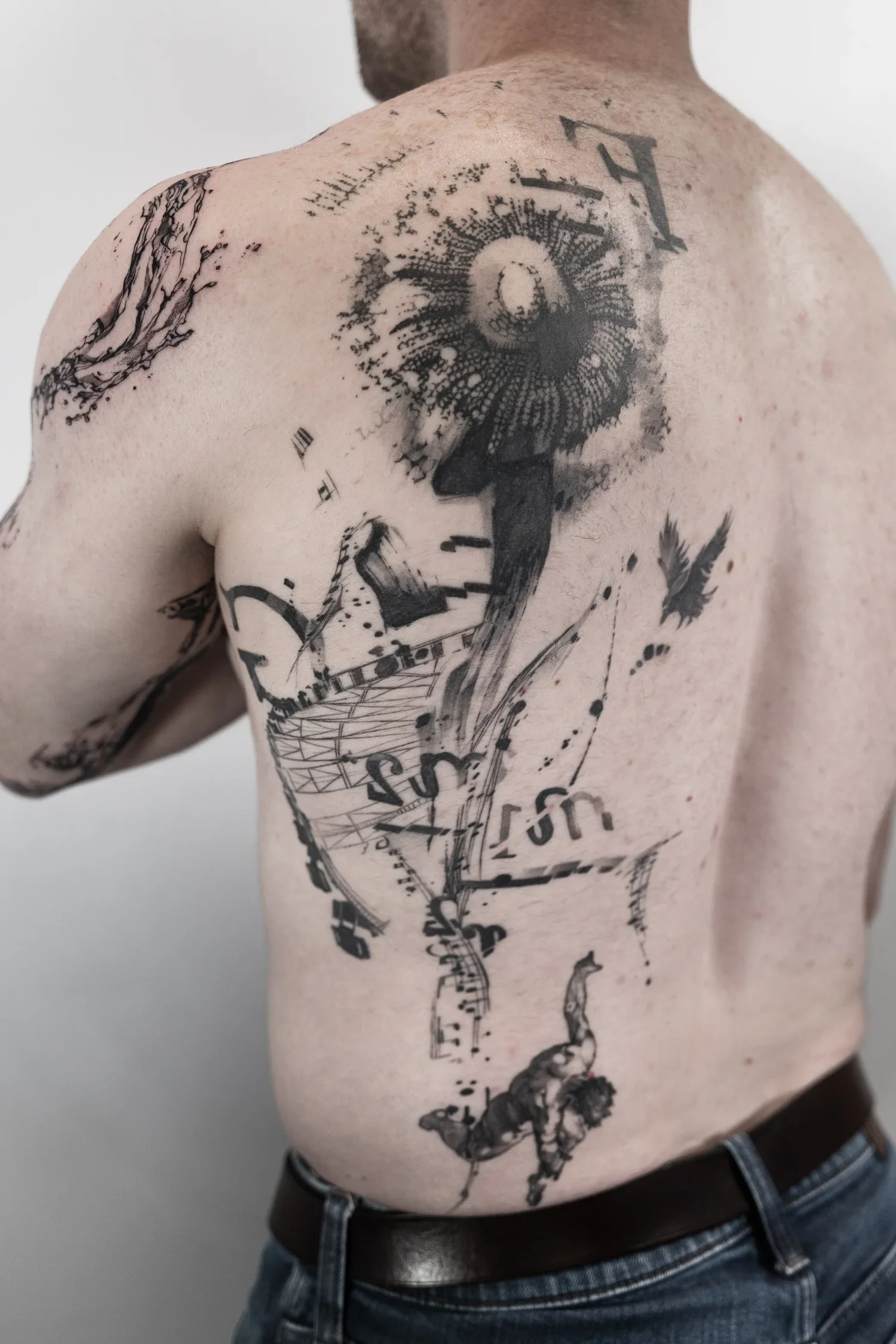 tatouagepersonnalisé-musique-paris11-walter.webp