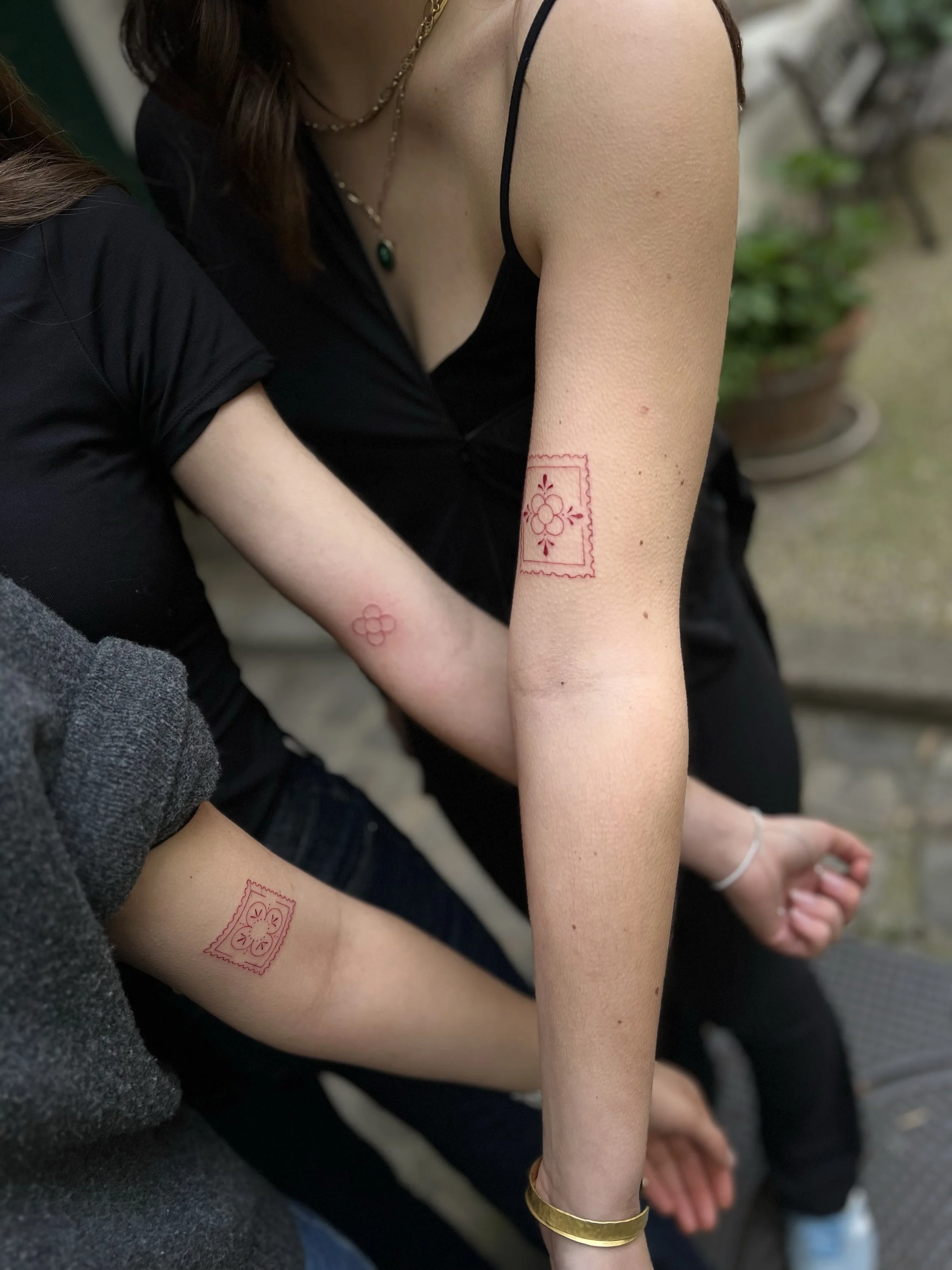 matching-tattoo-copines-paris-11eme.JPG