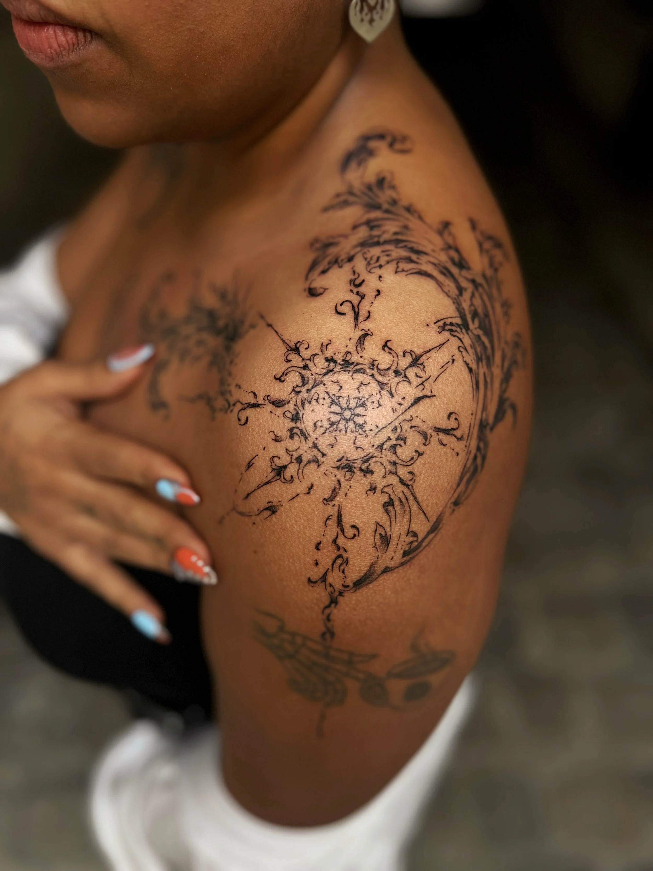 Baroque_tattoo_ornamental_shoulder.JPG