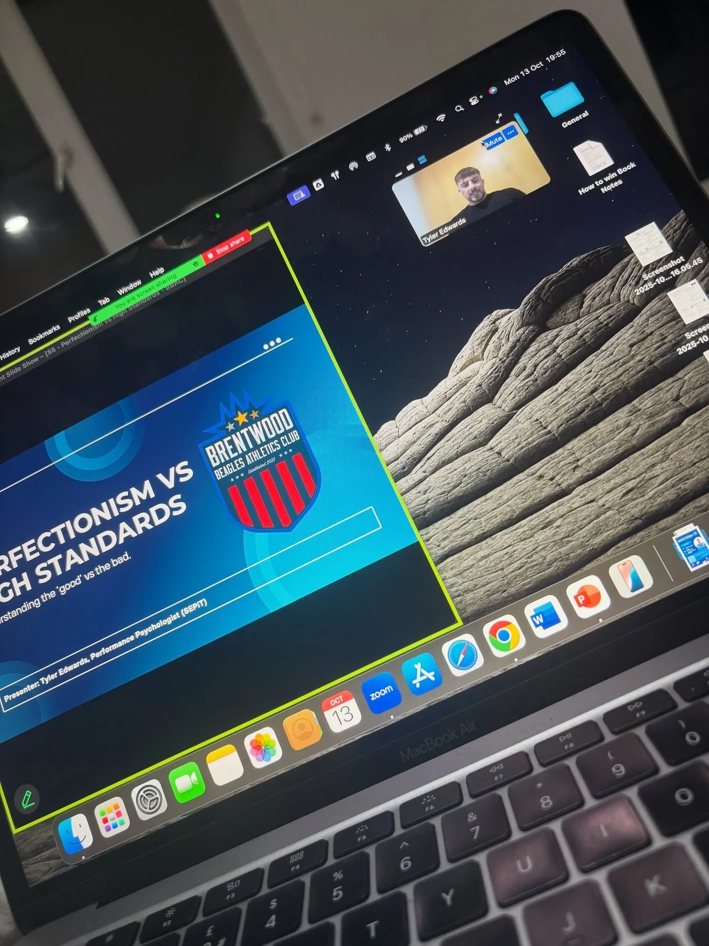 Wrapping up some of the bits this week 💪

1. Perfectionism vs High Standards workshop 
2. Day of Admin 💻
3. One Pager concept inspired by Dr Kate Hays 📄
4. Personality Profiling in a 1-2-1 helping to form their one pager 🤔
5. David Lloyd Wickwood