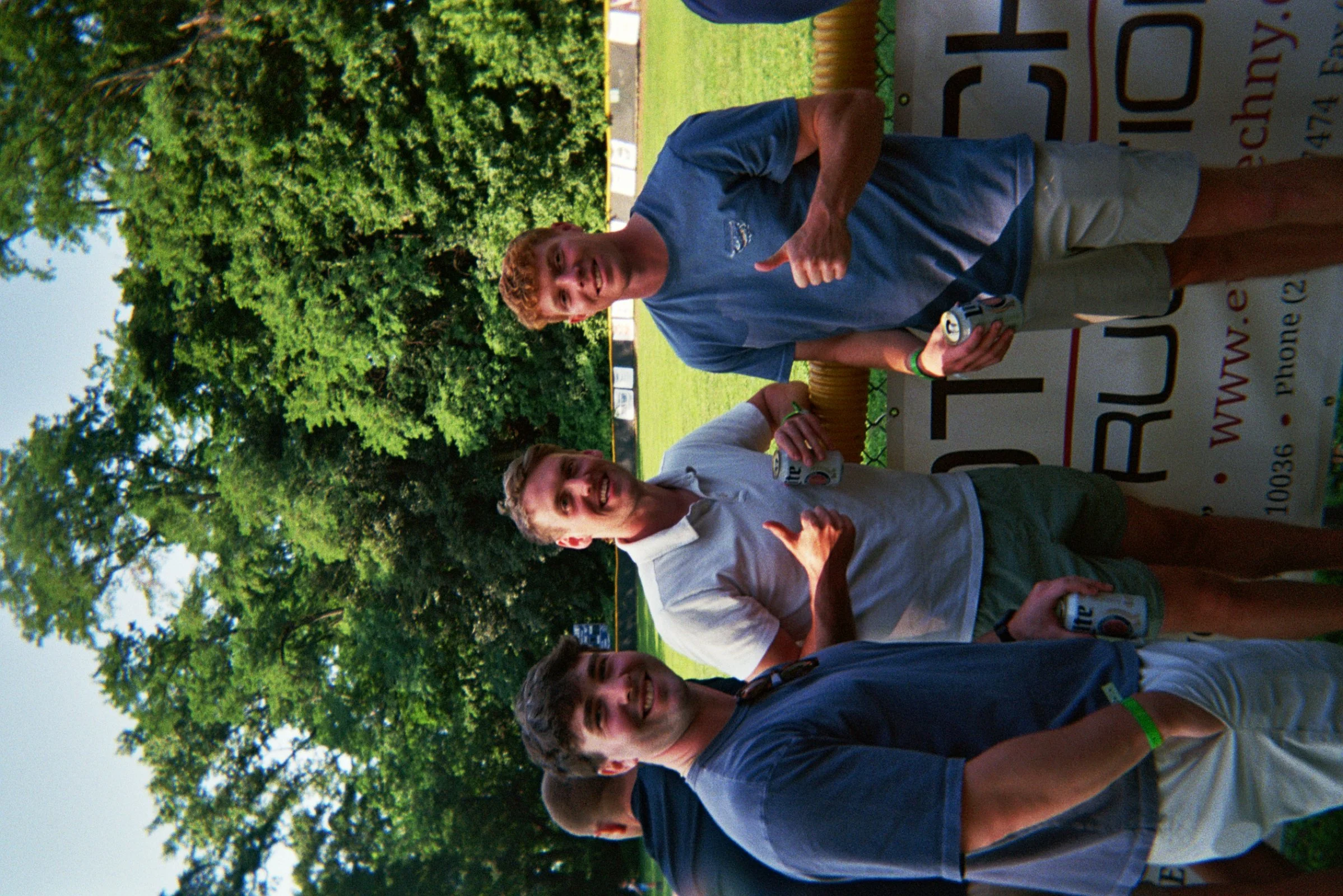 00A_00140.jpg
