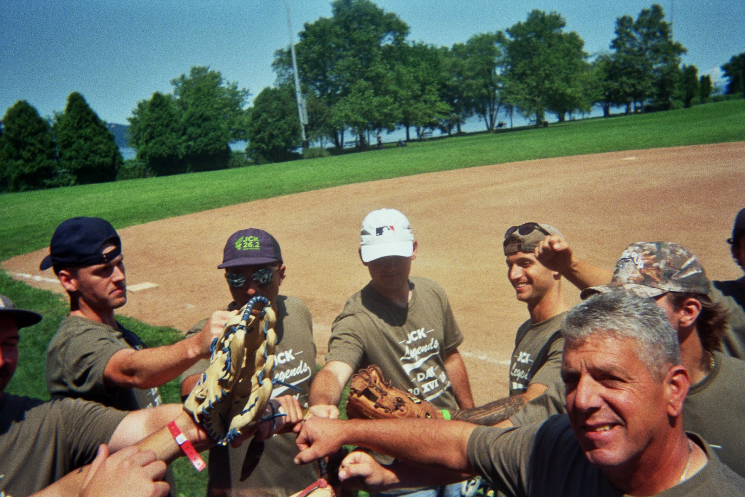 18A_00037.jpg