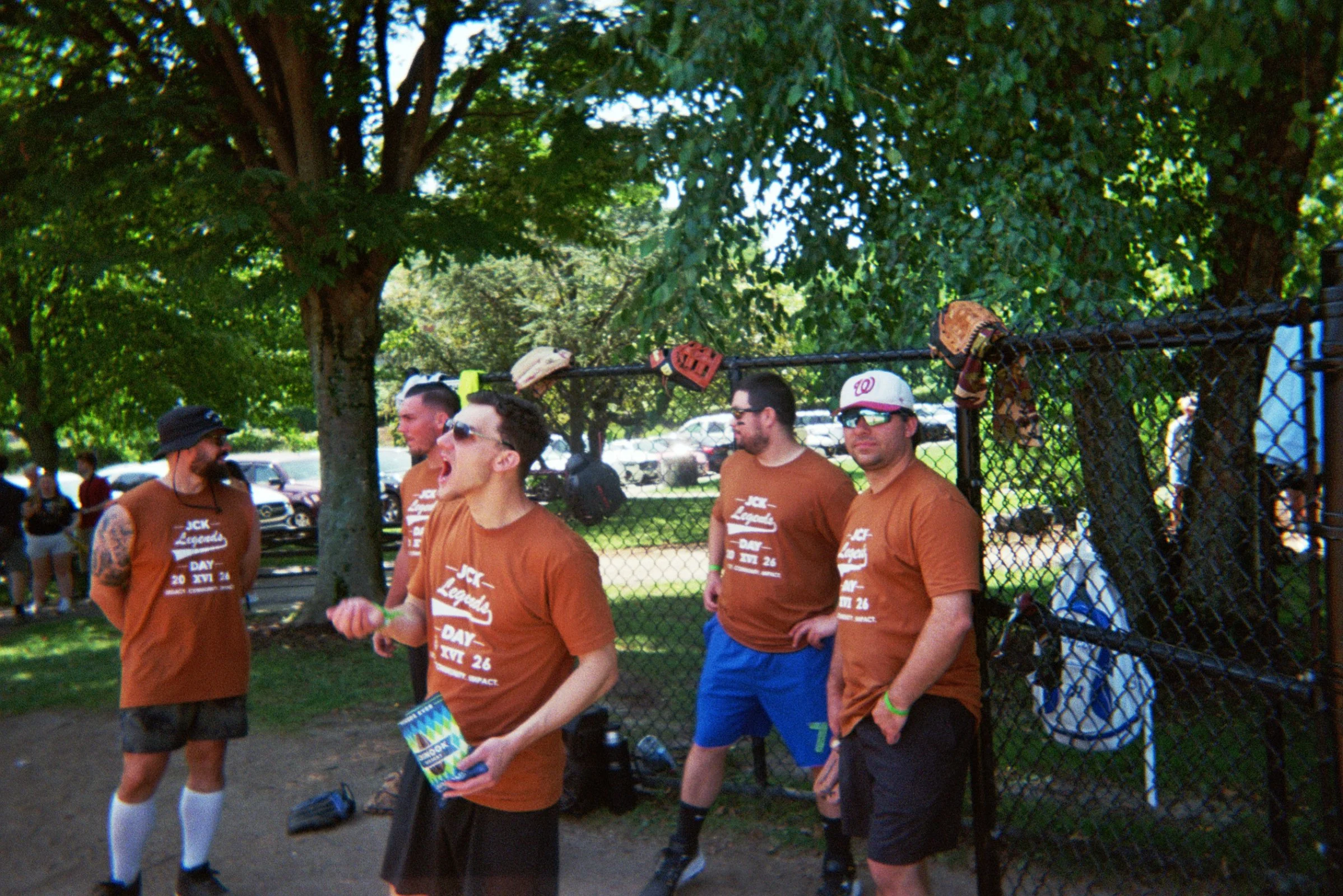16A_00067.jpg