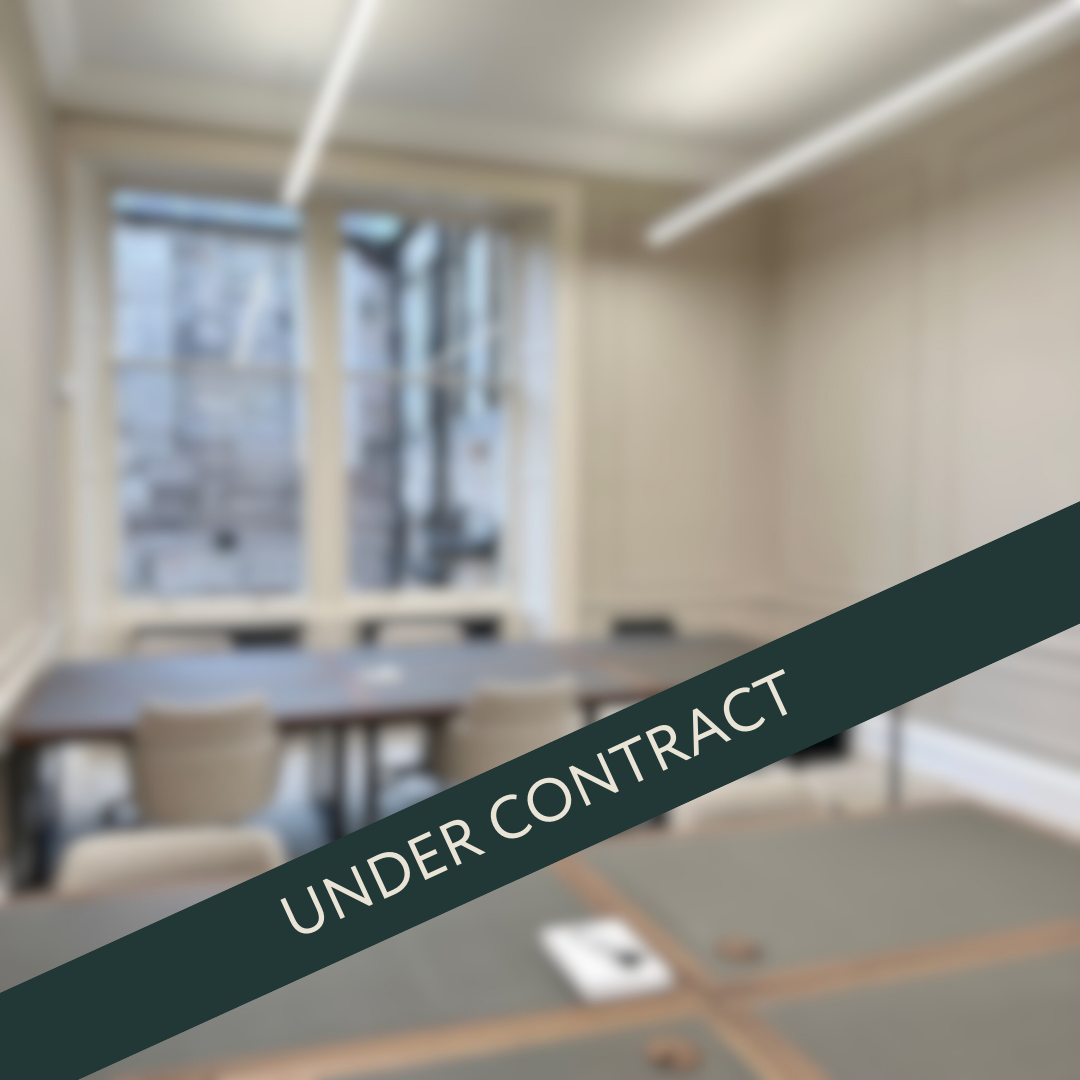 Premium spacious service private office for rent