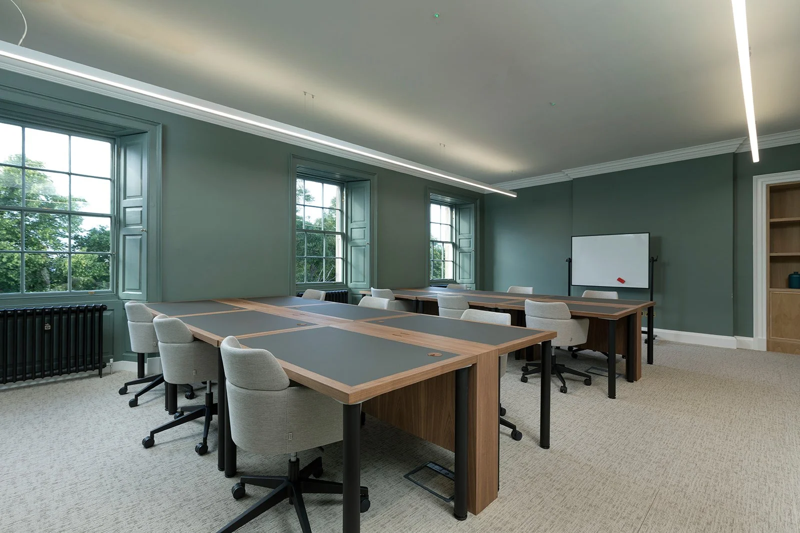 Green Office space with 12 desks in Edinburgh.