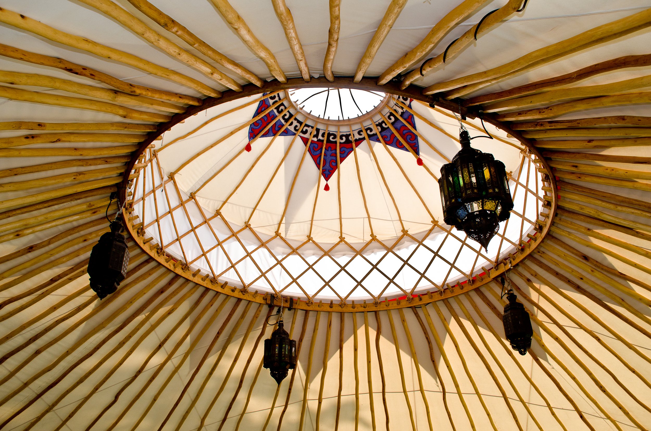 yurt-rental-decor-package-little-foot-yurts.jpg