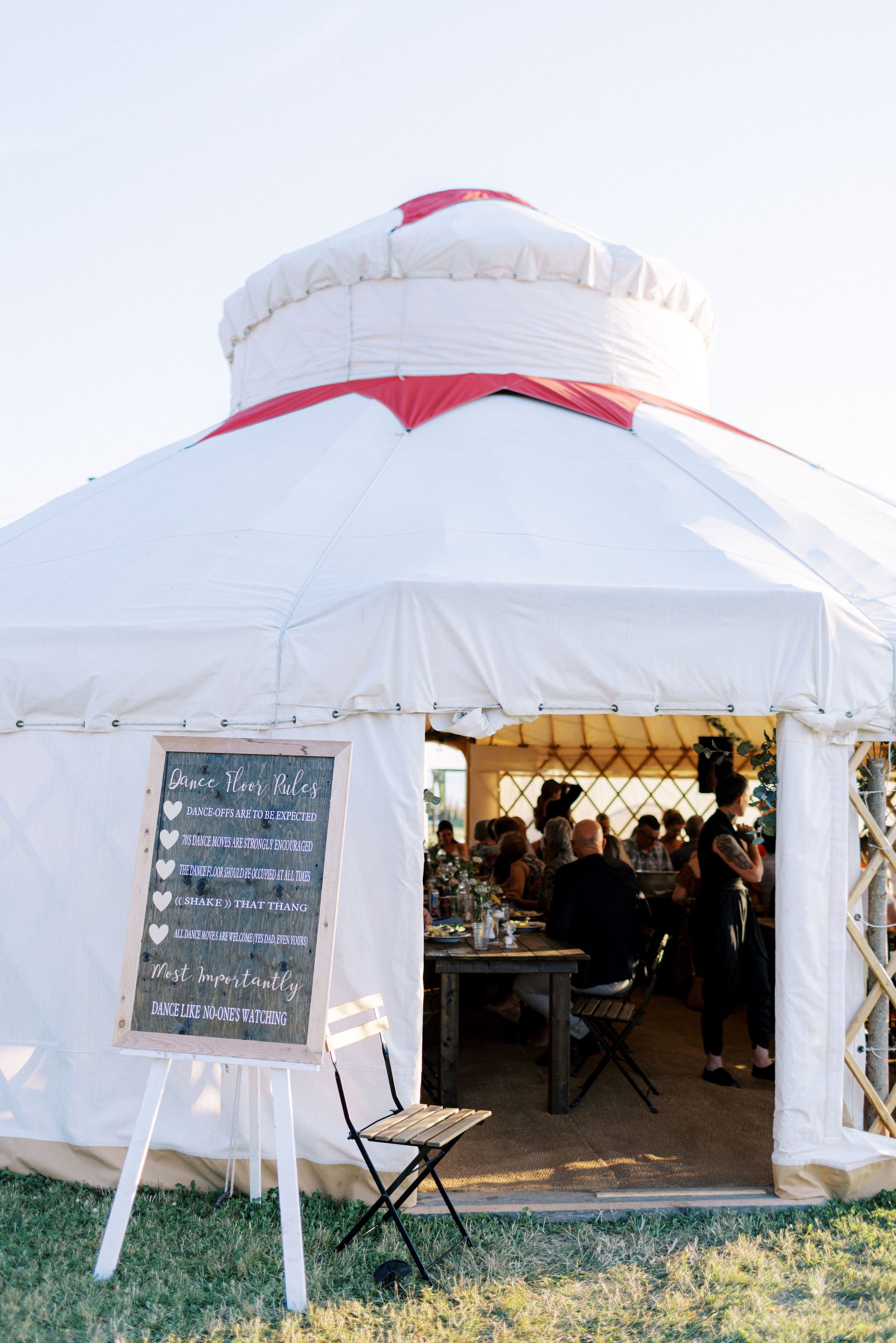 yurt-rental-outdoor-wedding-welcome-board.jpg