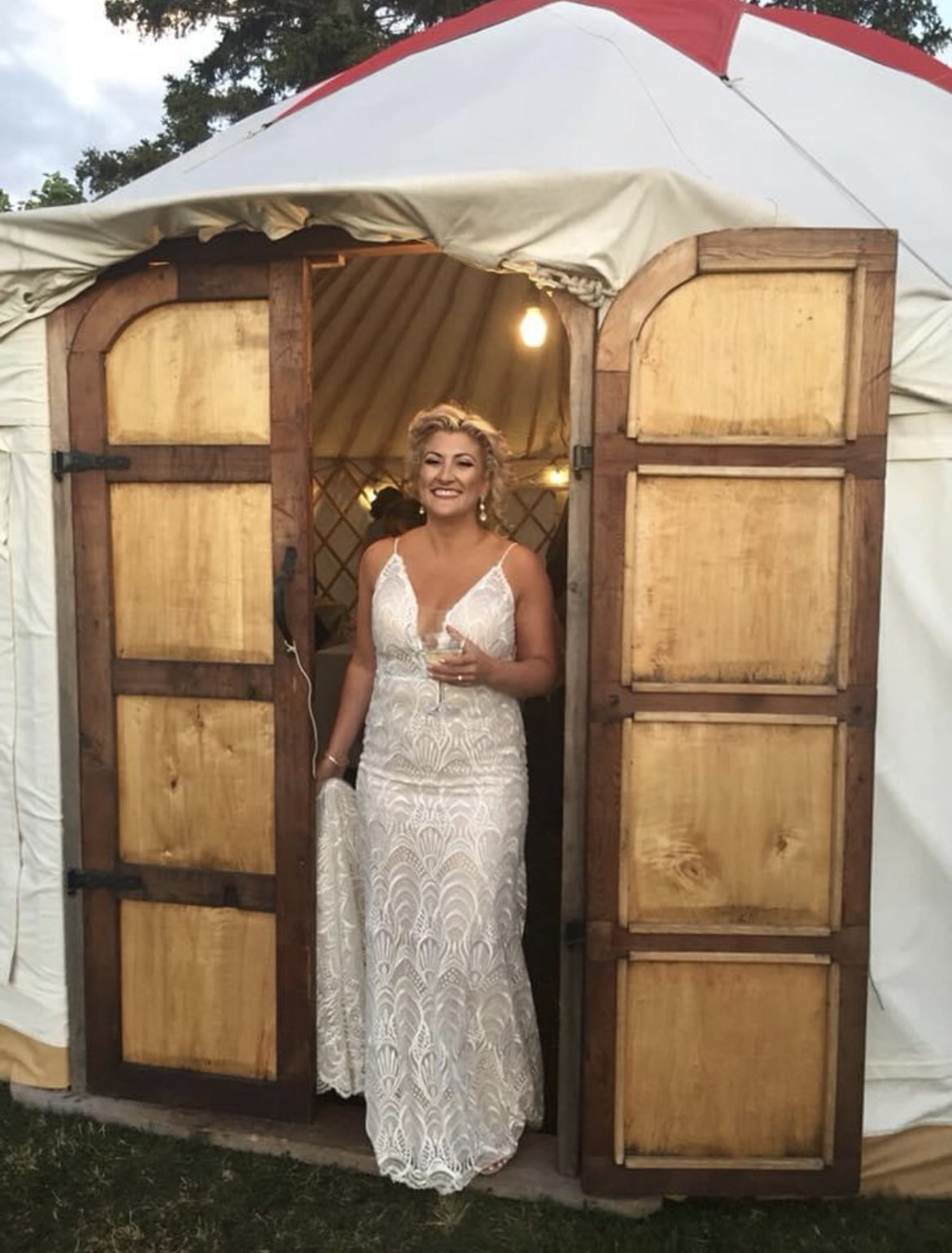 yurt-rental-outdoor-wedding-bride.jpg