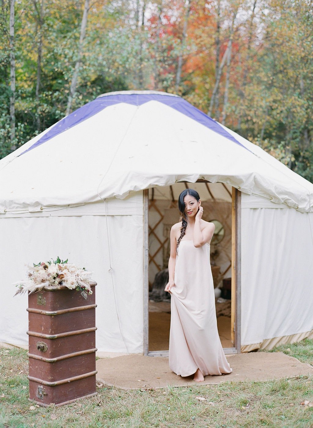 yurt-rental-fall-wedding-nova-scotia.jpg
