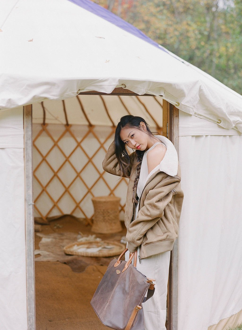 yurt-rental-outdoor-wedding-bridal-dressing-room.jpg