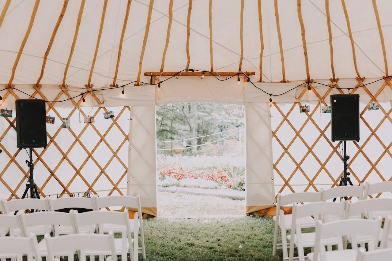 yurt-rental-ceremomy-set-up-little-foot-yurts.jpg