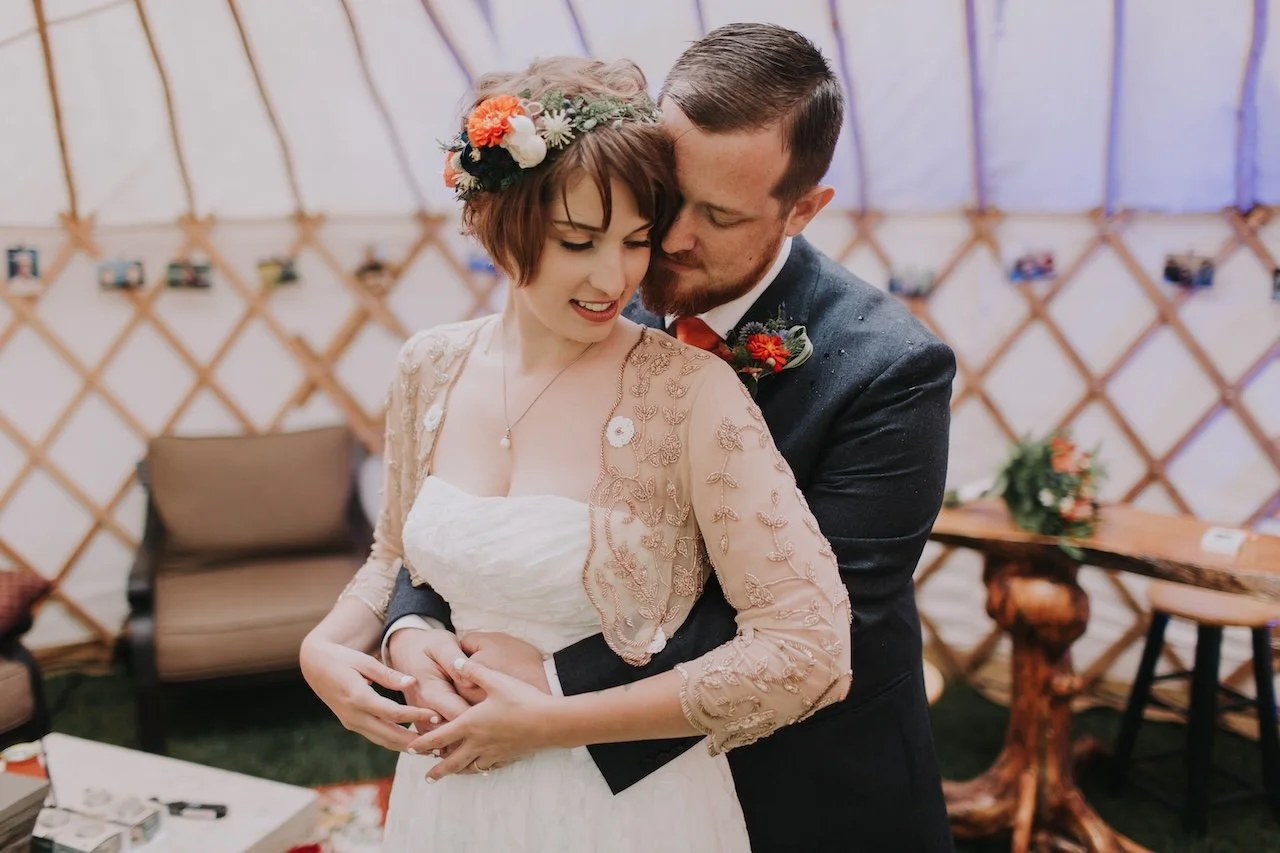 yurt-rental-elegant-wedding-little-foot-yurts.jpg