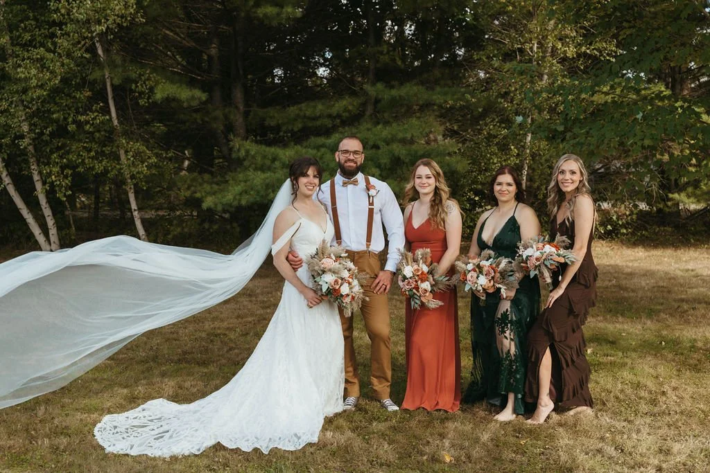 the-bride-and-her-girls.jpg