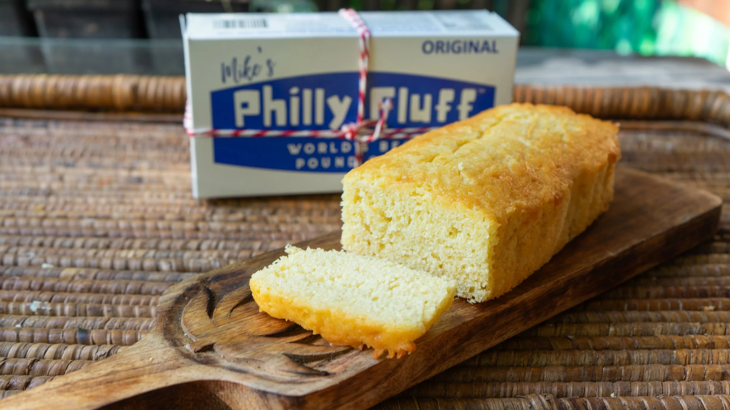 Original Philly Fluff Pound Cake