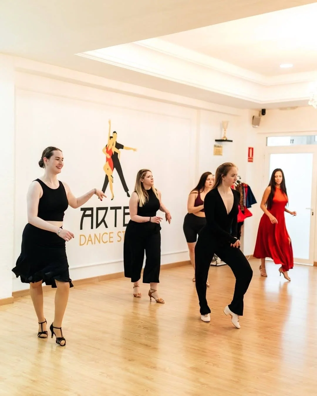 A group of ladies enjoying their Salsa Dance Lessons in Marbella.
