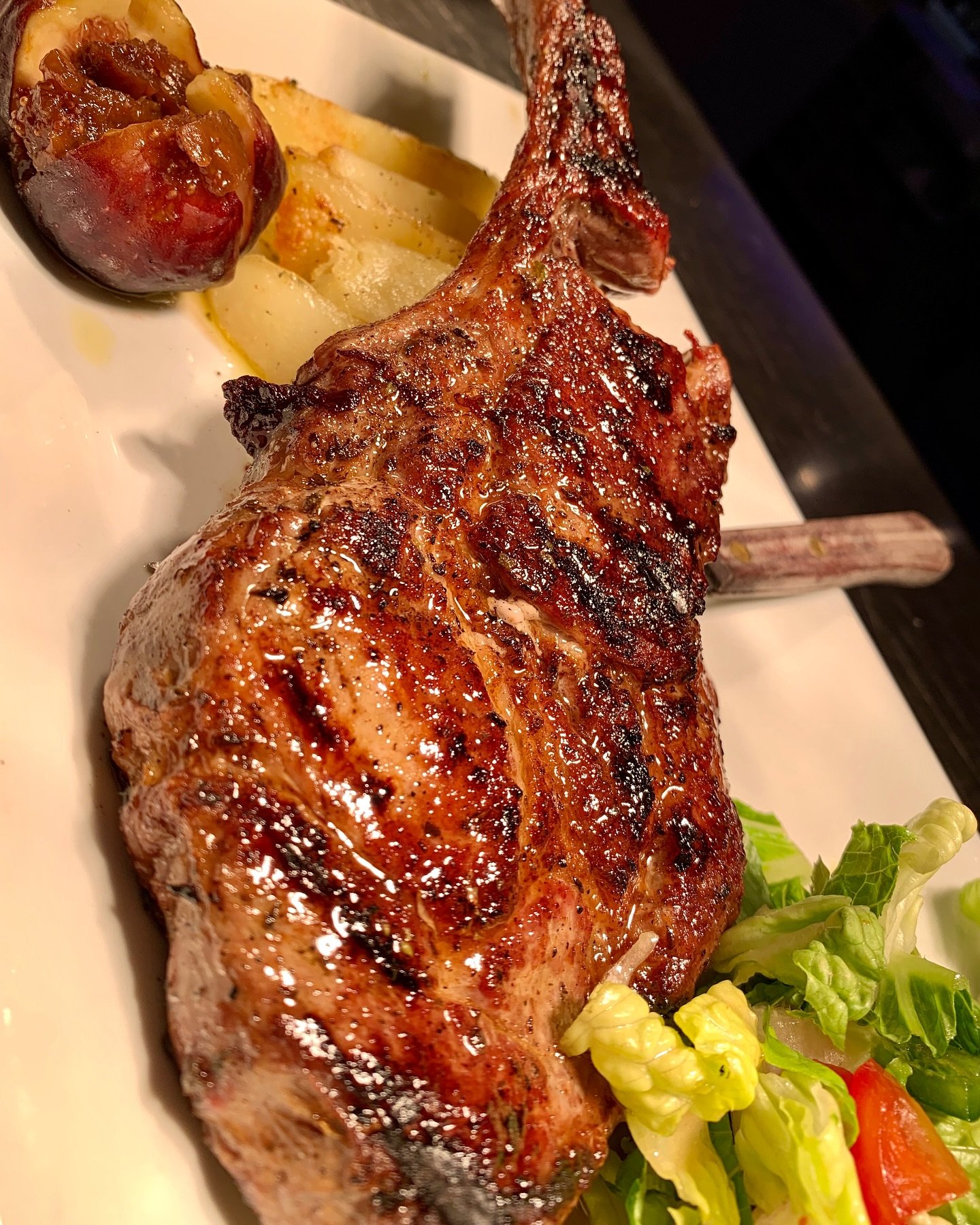 Craving a perfectly cooked slice of pork tomahawk? We&rsquo;ve got you covered with our decadent Brizola Hirini, served with lemon potatoes and a chopped salad. 😋

Visit https://www.kephigreek.kitchen/menu-1 to see our full menu for you to enjoy!