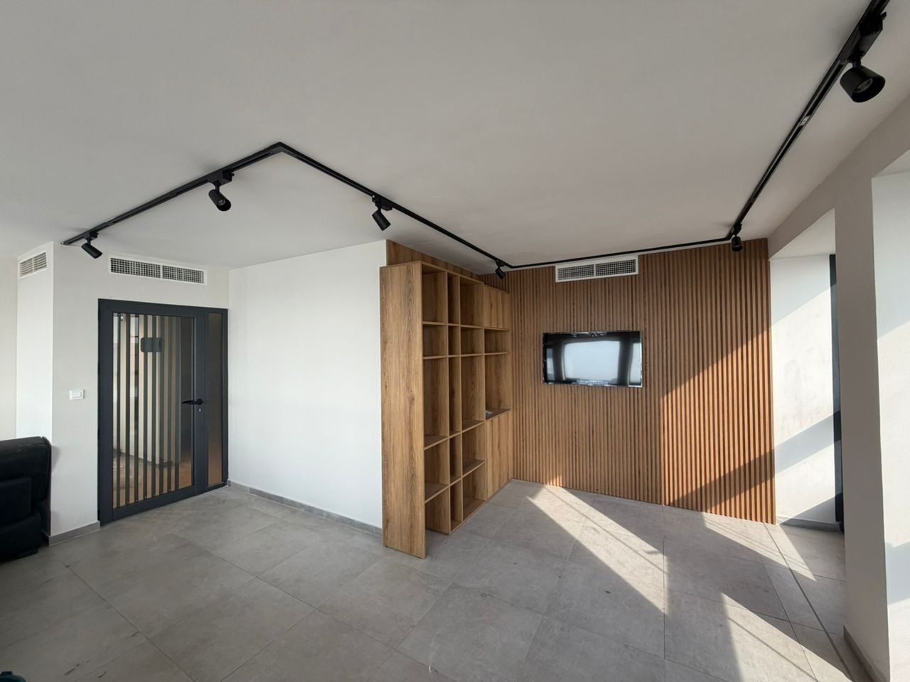 WhatsApp Image 2025-12-15 at 16.26.00.jpeg